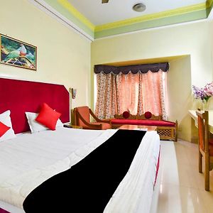 Capital O 68862 Hotel Samrat International